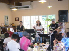 コルマールクラブ　ライブ