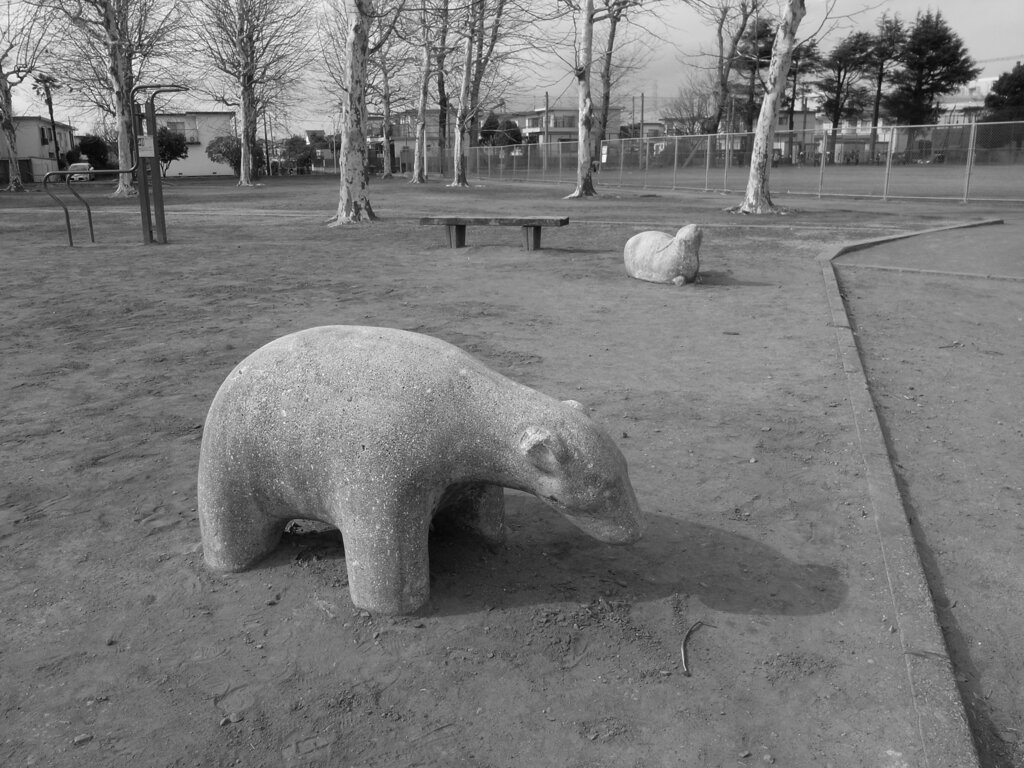 クマとウサギ