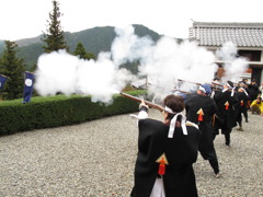 一斉射撃