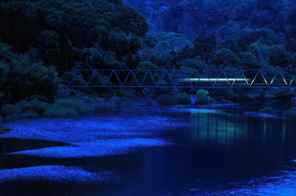 幽玄鉄道