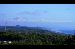 鳥海山と日本海