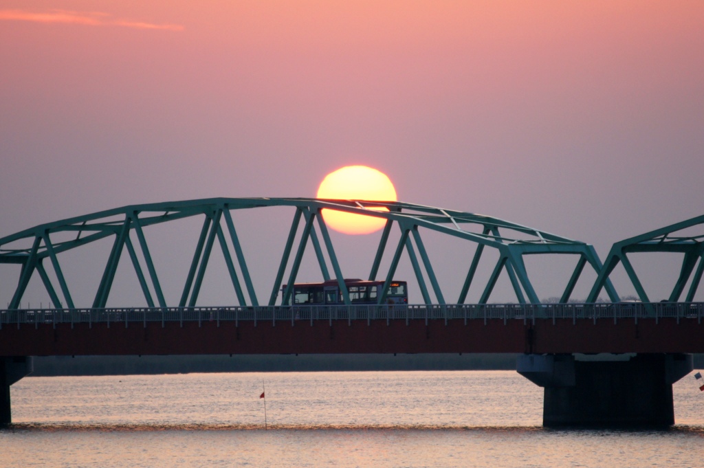 夕陽と橋