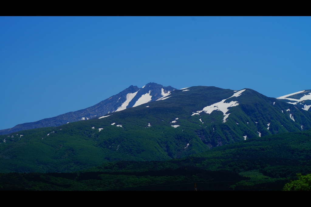 春：鳥海山2
