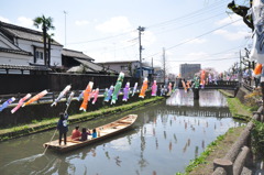 春のうららの巴波川