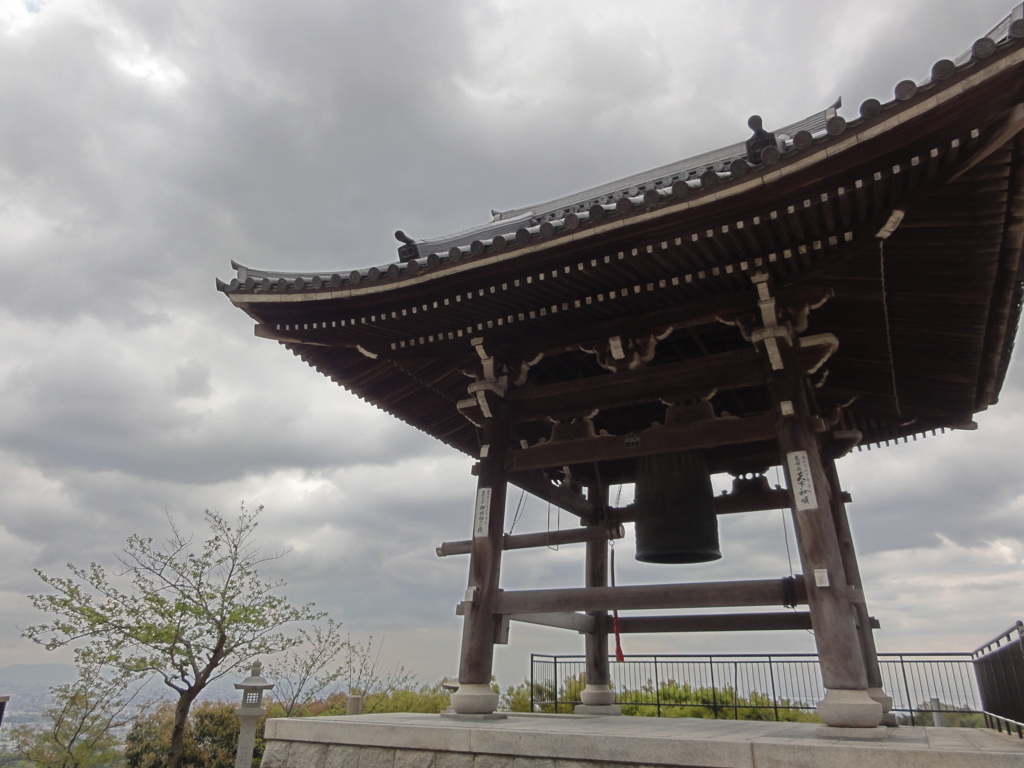 神呪寺