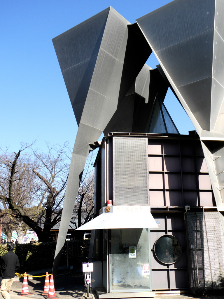 ユニークな交番