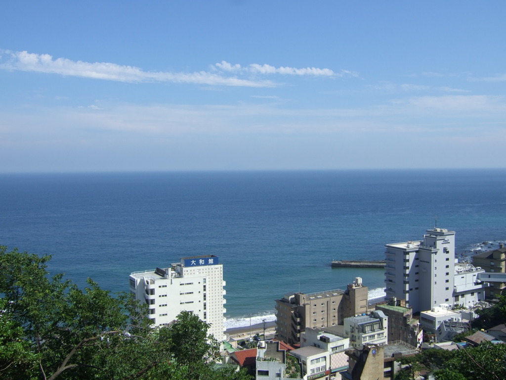 熱川の海