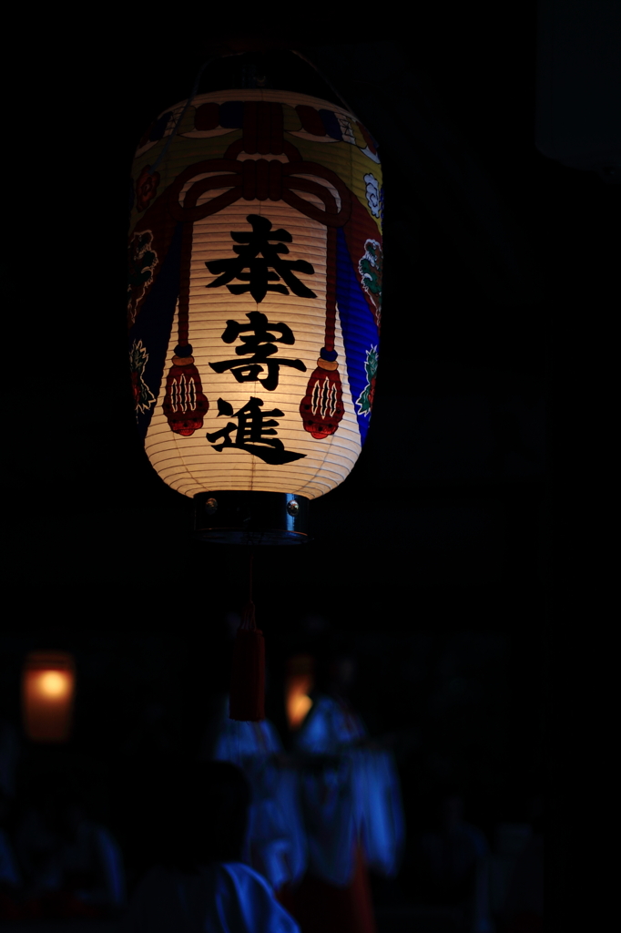 神社に奉納した提灯