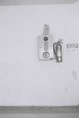 自火報装置と消火器
