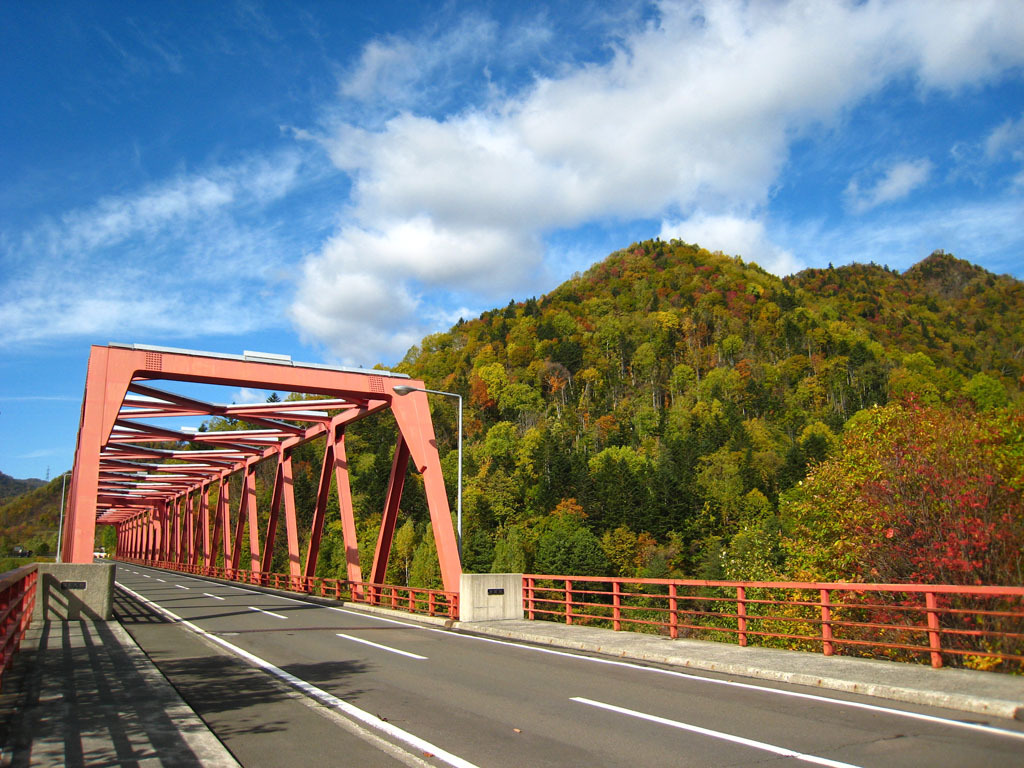 湖と橋