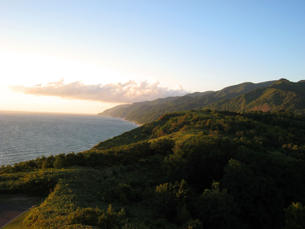 夕焼けの海岸