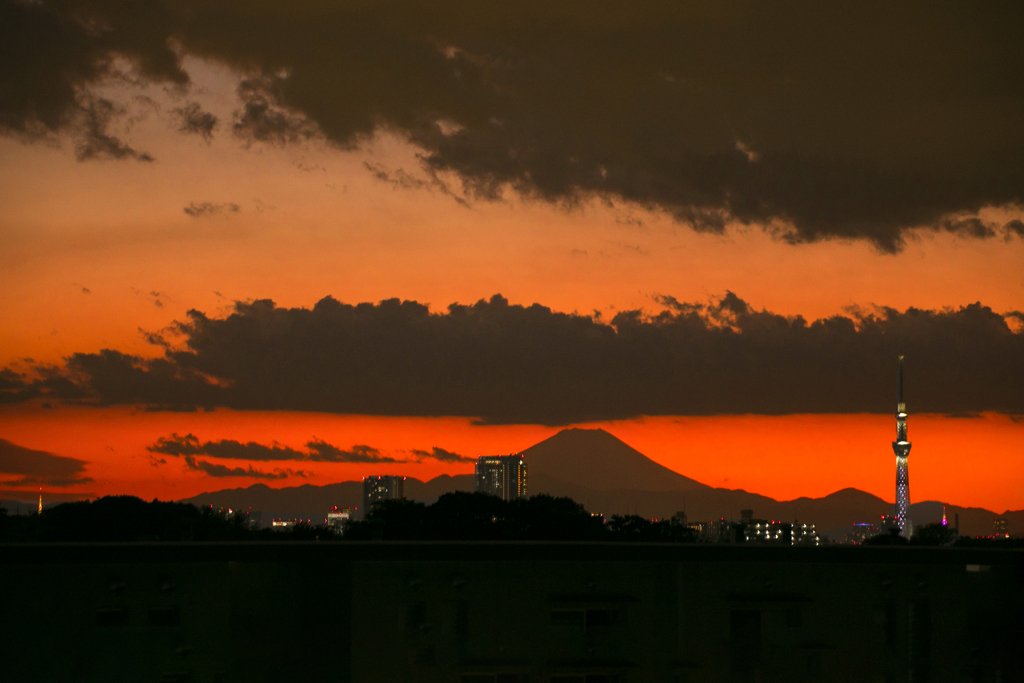 二層の夕焼け