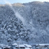 雪の降る町