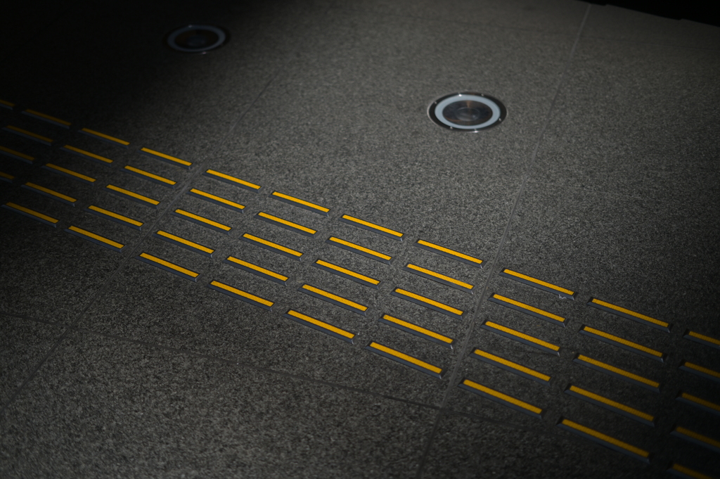Modern braille block
