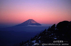 鳳凰三山から富士山２