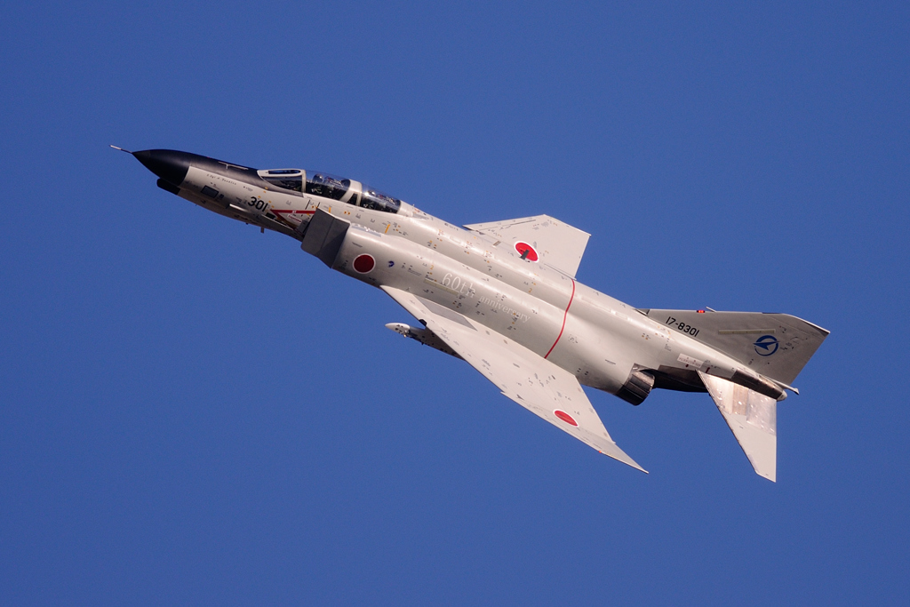 Air manoeuvring : F-4