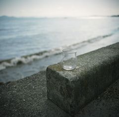 湖岸にて II