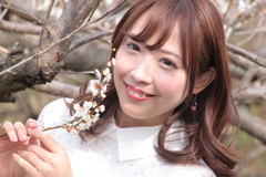 4-2朝日奈しおりさん　モデル