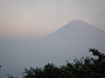 伊豆西丹那峠の夜明け