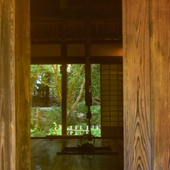 囲炉裏のある部屋