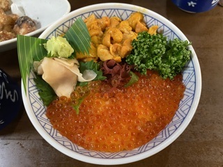 雲丹とイクラ丼