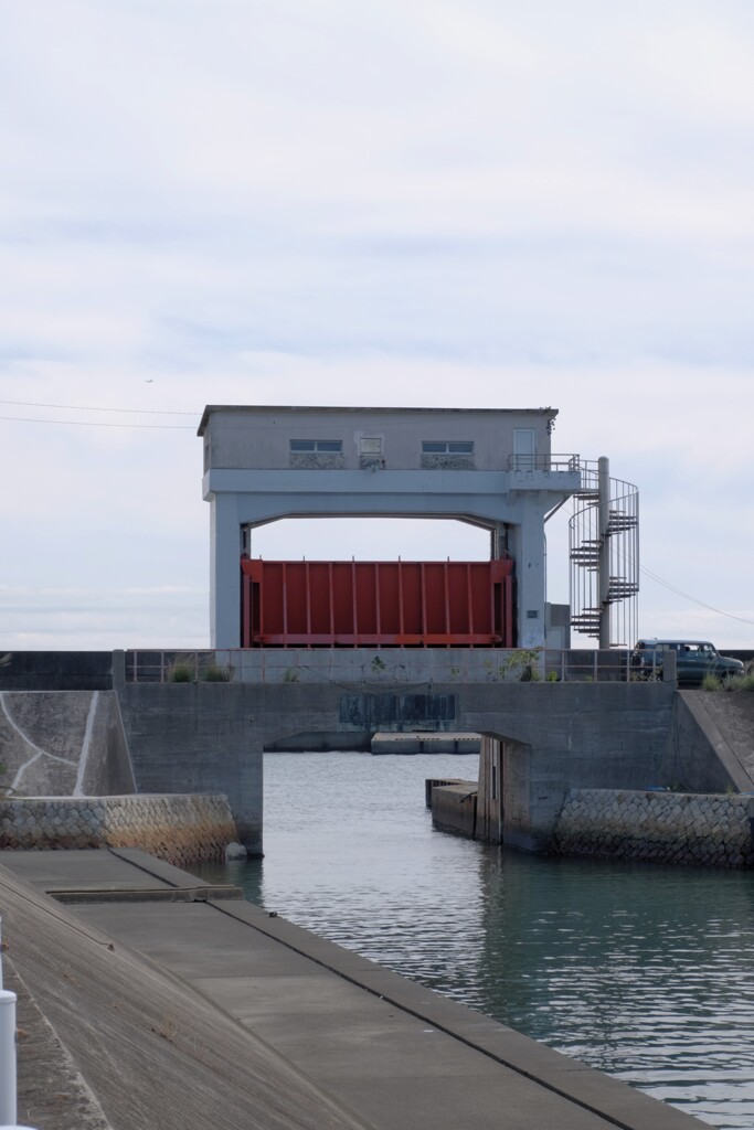 マジンガーな水門･･･