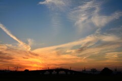 ゴリラーマン降臨の夕焼け空 ゴリラーマン降臨の夕焼け空