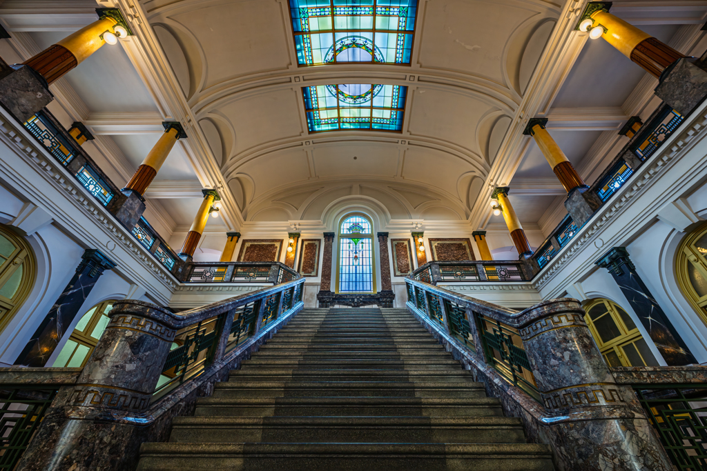 永遠へ続く階段