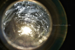 眩いあの向こう側には…