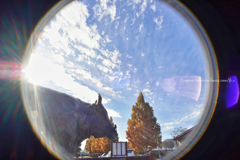 も〜眩しいってば…