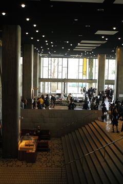 東京文化会館エントランス