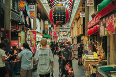 黒門市場の賑わい