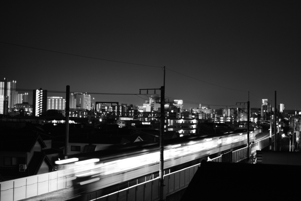 夜の市街地