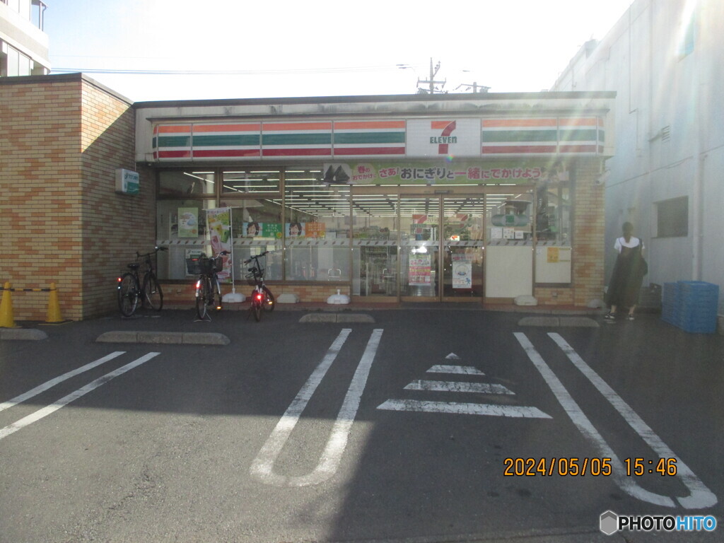 セブンイレブン狭山ヶ丘駅西口店