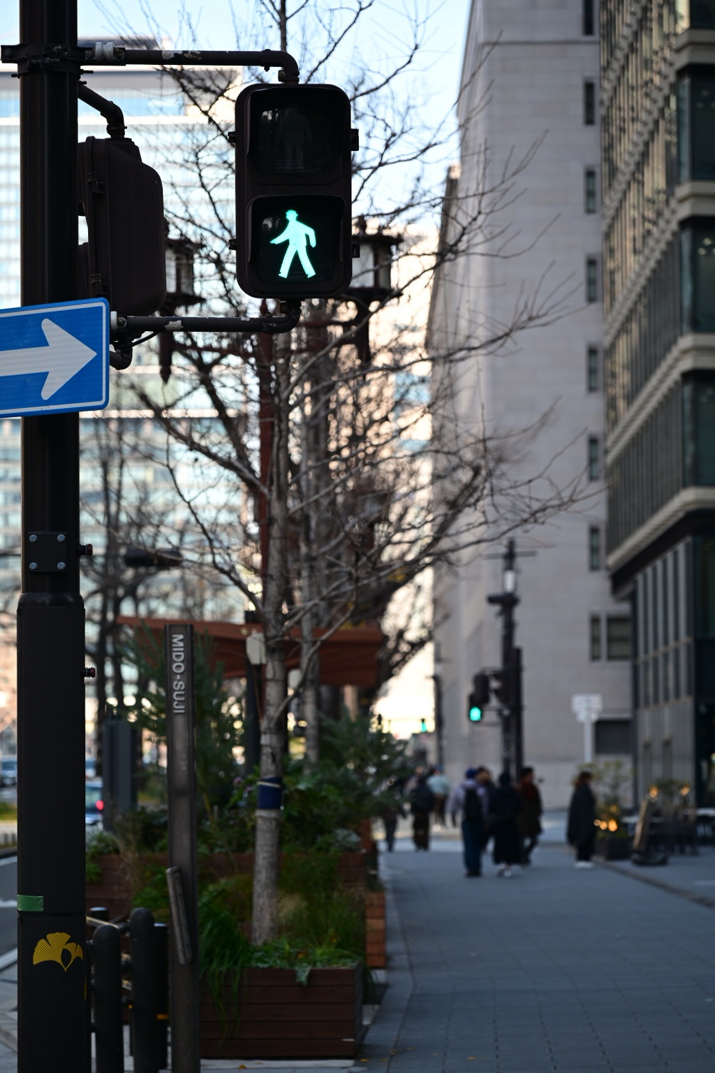 年末の淀屋橋駅