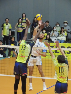 SVリーグ　日本製鉄堺ブレイザーズ vs 東レアローズ静岡