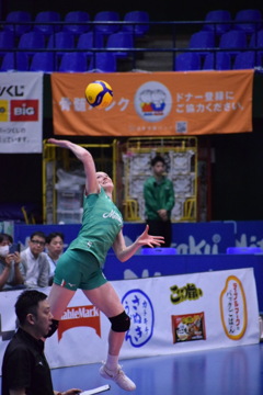 SVリーグ　大阪マーヴェラス vs デンソーエアリービーズ