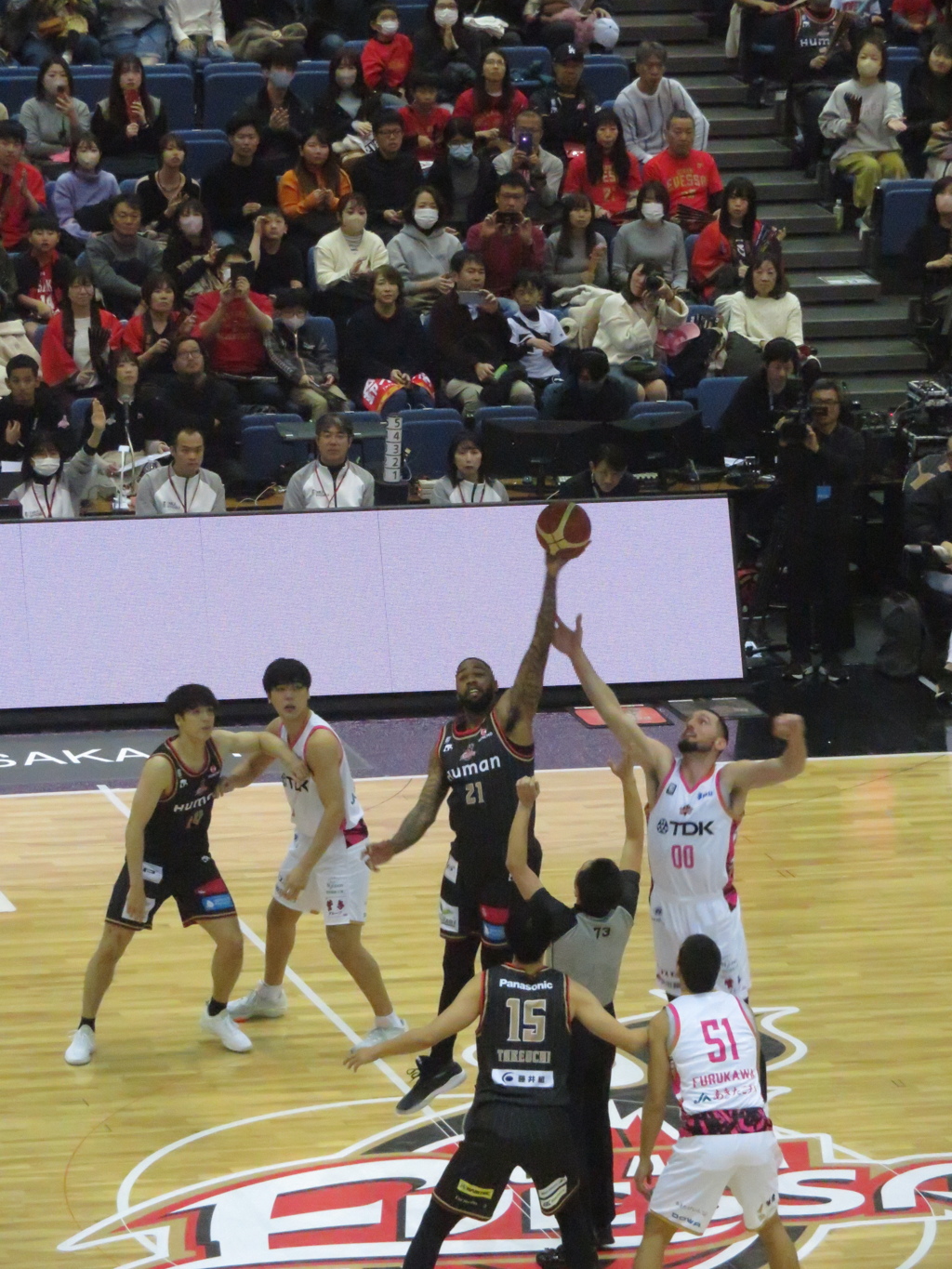 Bリーグ　大阪エヴェッサ vs 秋田ノーザンハピネッツm ②