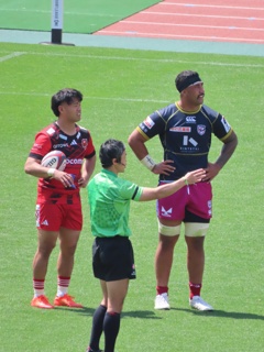 リーグワン　レッドハリケーンズ大阪 vs 花園近鉄ライナーズ