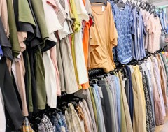 量販店の衣類売り場③