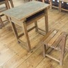 昔の学校の机と椅子②