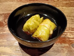 お出汁で煮込んだロールキャベツ