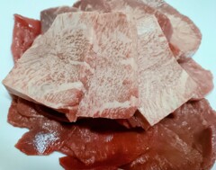 盛り付けた牛タン③