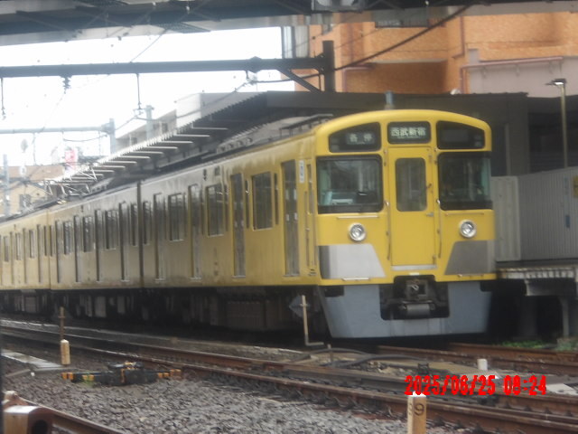 (0072)2025-0625-0824(西武鉄道)撮影場所→西武新宿線中井駅