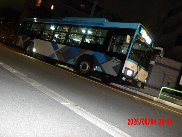 (0008)2025-0604-2046練馬200か37-19(西武バス)(A3