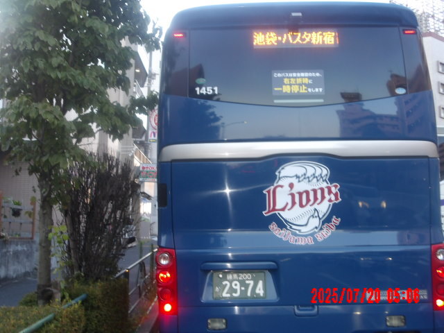 (0005)2025-0720-0506練馬200か29-74(西武バス)(14