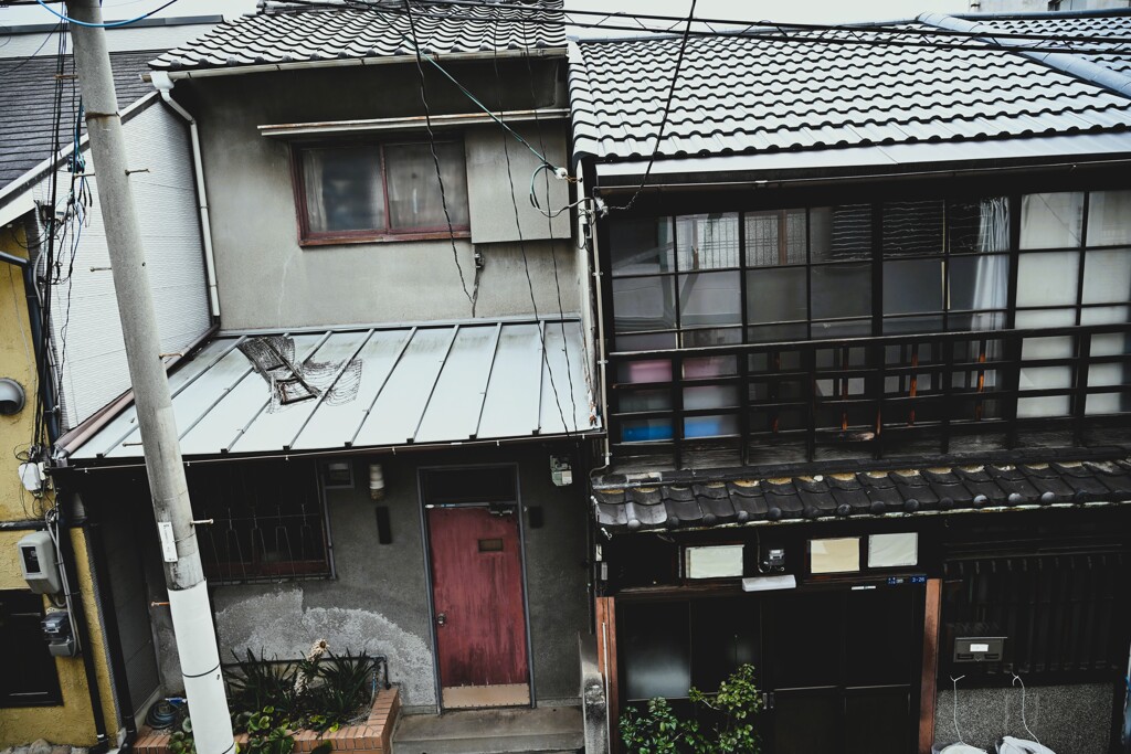 谷六の長屋