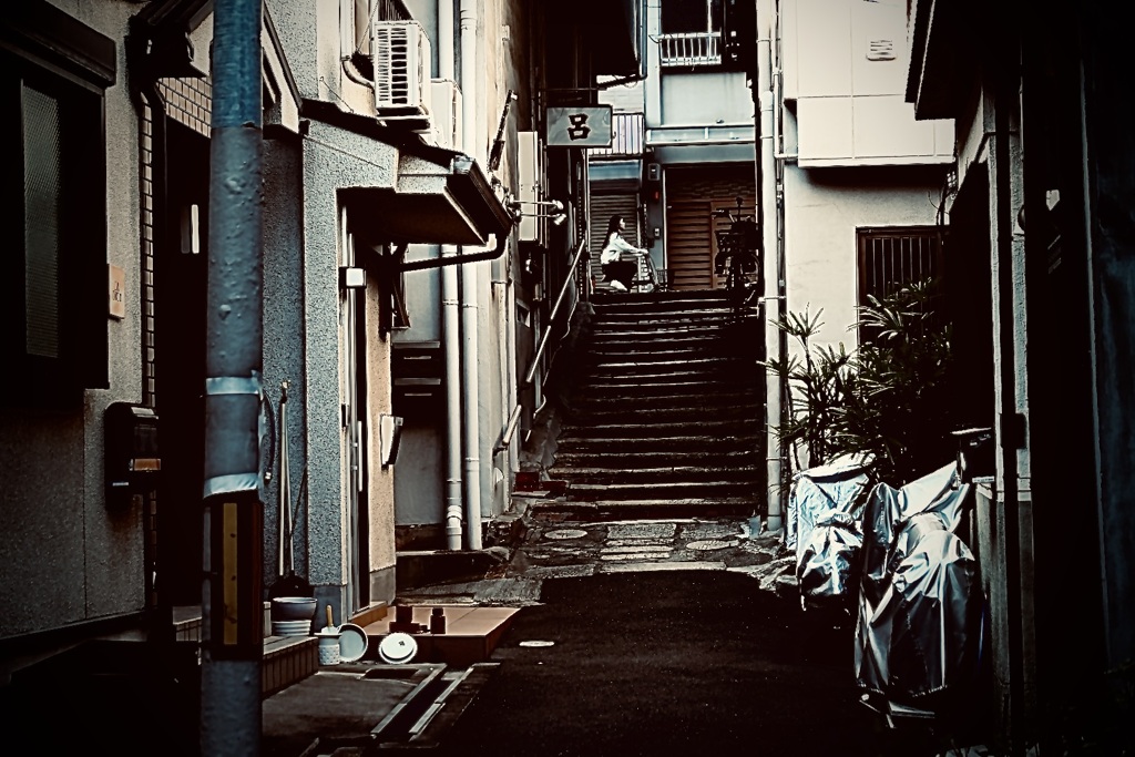 谷町　路地裏