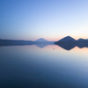 夜明けの洞爺湖