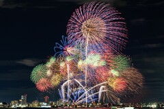 名港水上芸術花火2025